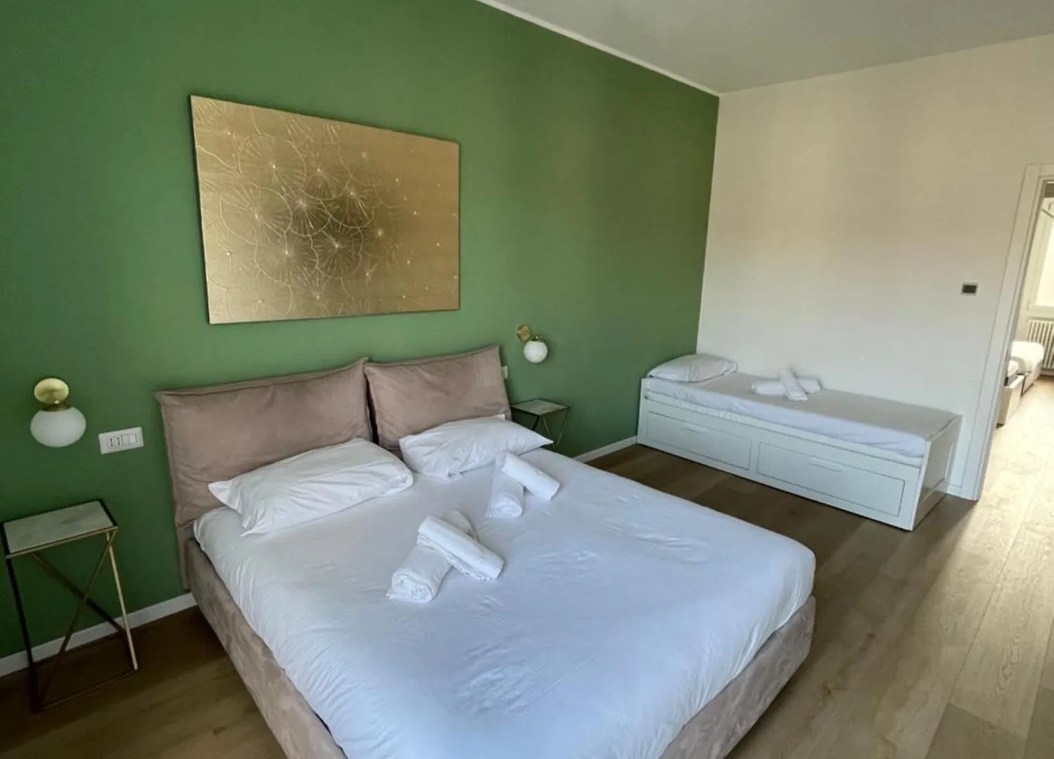 ミラノTrilocale Con Vista E Due Bagni Metro Blu Piazza Frattiniアパートメント アパート ミラノ